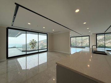 Interior 2