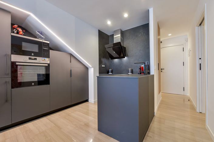 Image No.19-4 Bed Apartment for sale