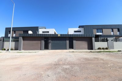 Exterior 12