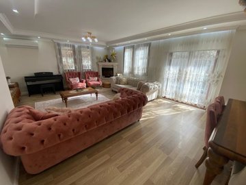 Interior 2