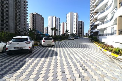 Exterior 15