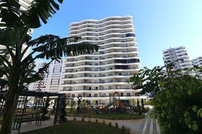 Exterior 3