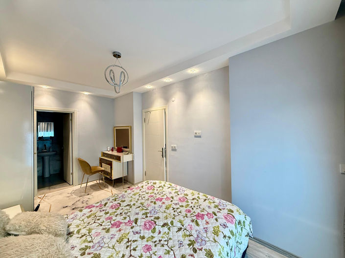 Image No.21-2 Bed Apartment for sale