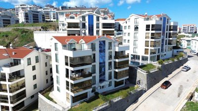 Exterior 6