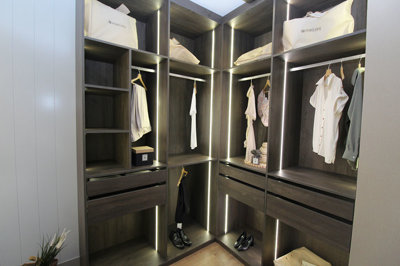 Interior 7