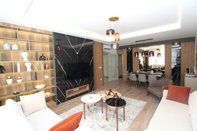 Interior 2
