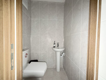 Interior 12