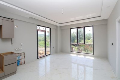 Interior 2
