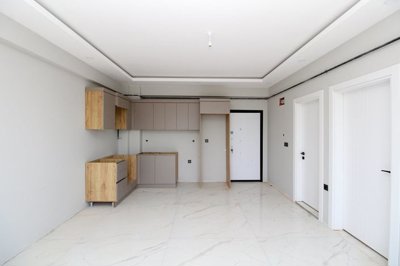 Interior 3