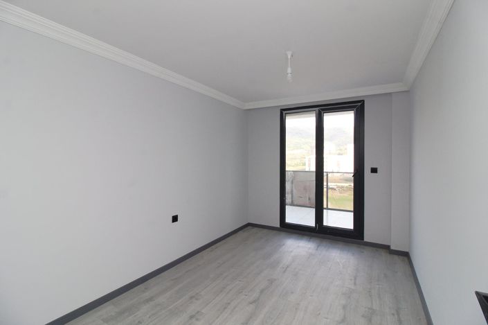 Image No.29-4 Bed Apartment for sale