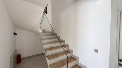 Interior 7