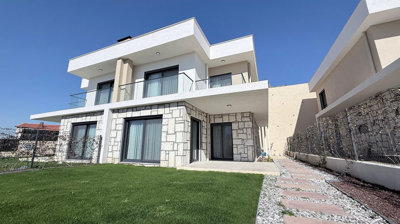 Exterior 2