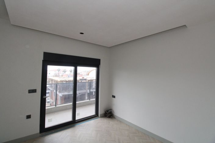 Image No.17-2 Bed Apartment for sale