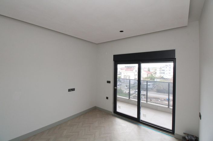 Image No.19-3 Bed Apartment for sale