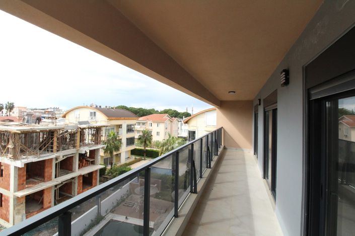 Image No.25-3 Bed Apartment for sale