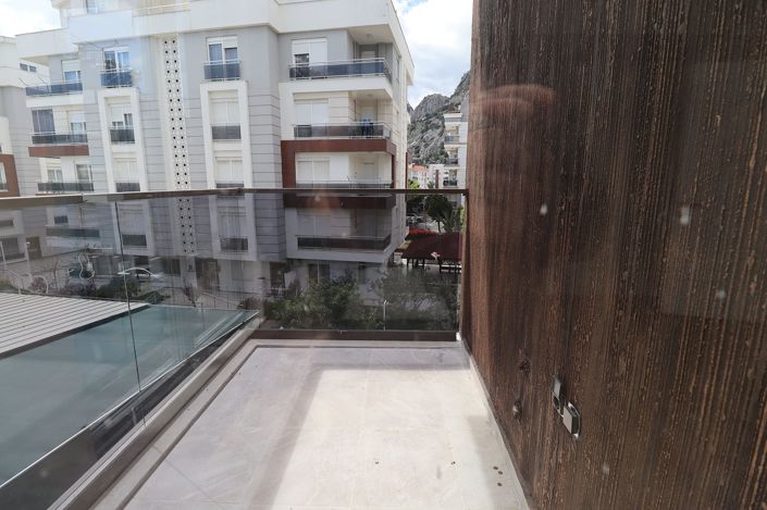 Image No.23-3 Bed Apartment for sale