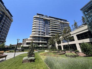 Exterior 5