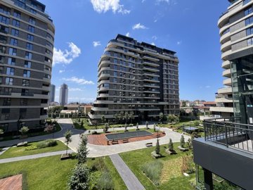 Exterior 9