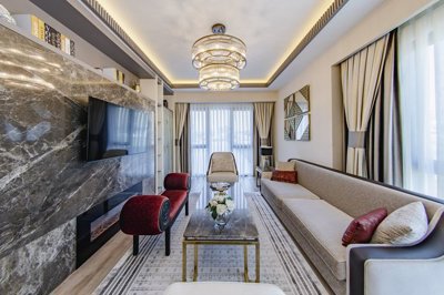 Interior 5