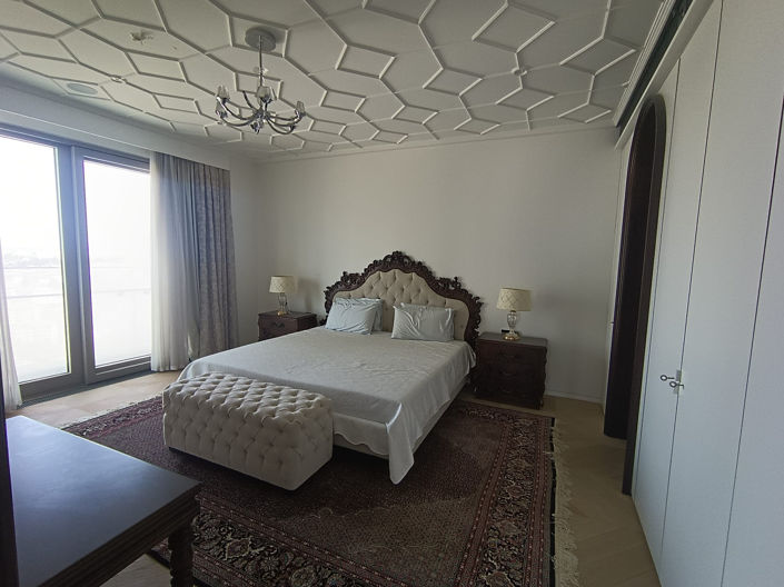 Image No.15-6 Bed Apartment for sale