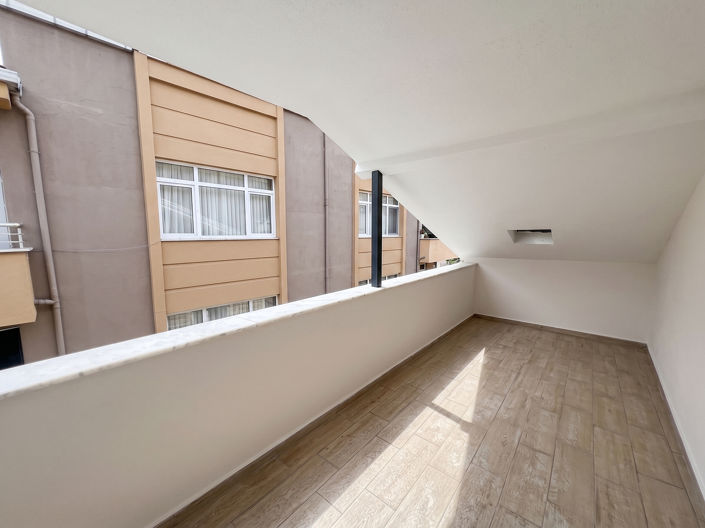 Image No.15-7 Bed House/Villa for sale