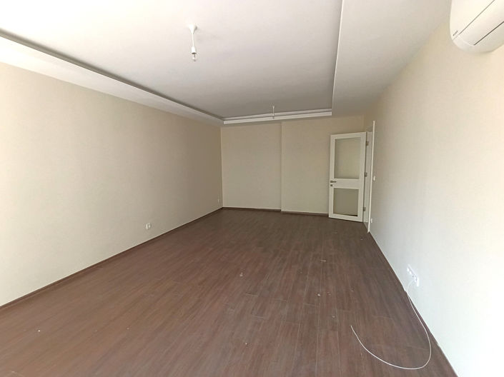 Image No.20-3 Bed Apartment for sale