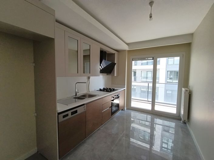 Image No.22-3 Bed Apartment for sale