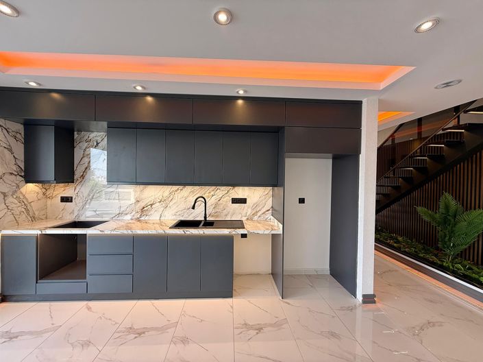 Image No.10-6 Bed House/Villa for sale