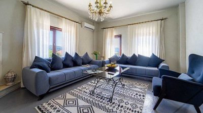 Interior 2