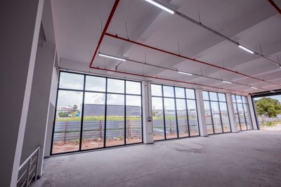 Interior 4