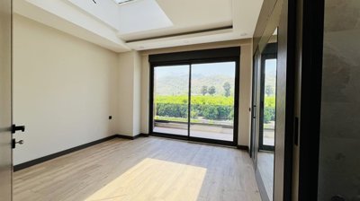 Interior 1