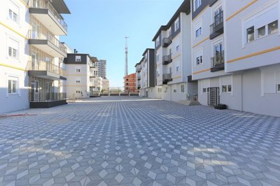 Exterior 4