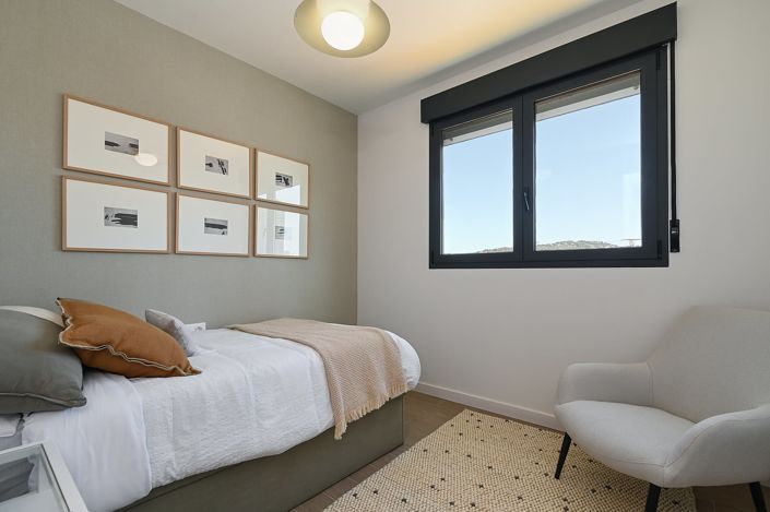 Image No.23-3 Bed Apartment for sale