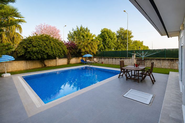 Image No.7-4 Bed House/Villa for sale