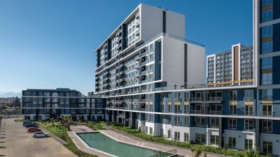Exterior 5