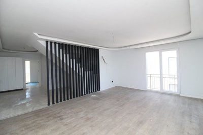 Interior 2