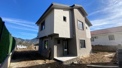 Exterior 5