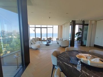 Interior 2