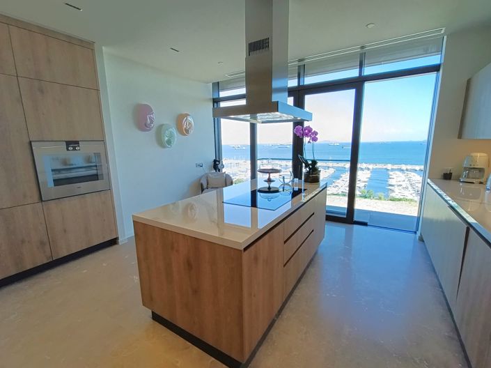 Image No.20-7 Bed Apartment for sale