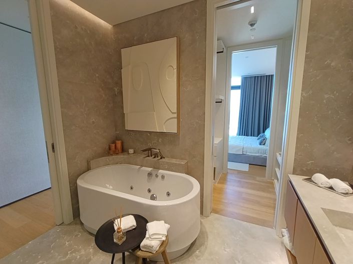 Image No.26-7 Bed Apartment for sale