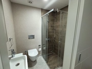 Interior 10