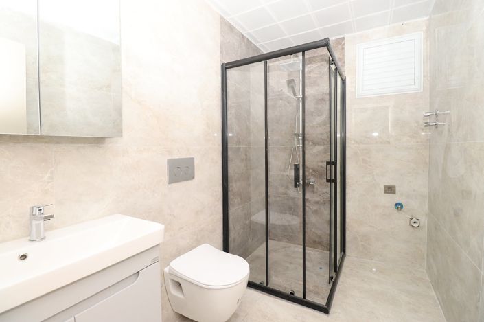 Image No.22-3 Bed Apartment for sale
