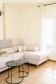 Interior 4