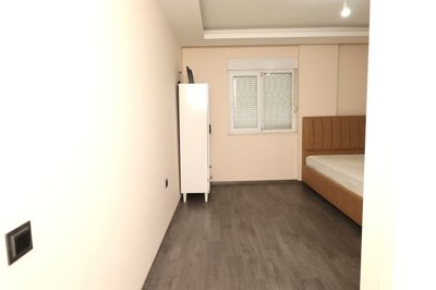 Interior 10