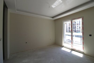 Interior 6