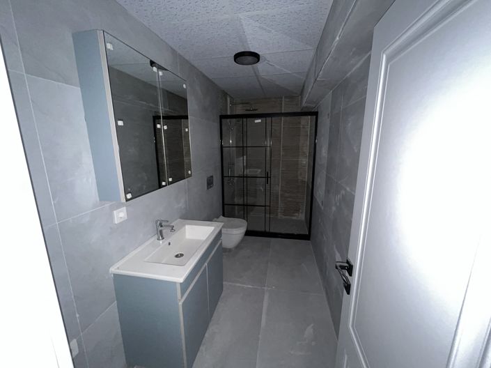 Image No.18-4 Bed Apartment for sale