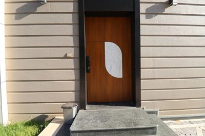 Exterior 10