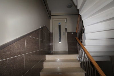 Exterior 4