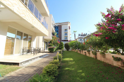 Exterior 4