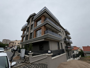 Exterior 3